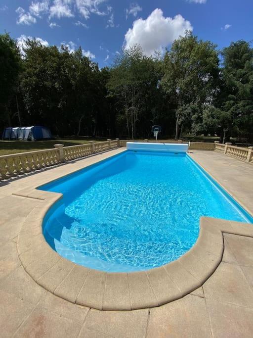 הוילה Montierchaume Le Cabaret Paisible Avec Piscine מראה חיצוני תמונה